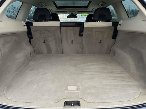 Used 2013 Volvo XC60 3.2 Premier image 8