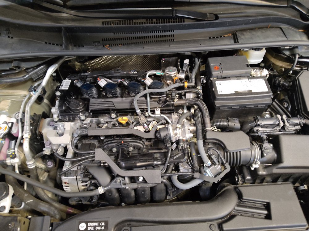 Used 2025 Toyota Corolla LE FWD image 30