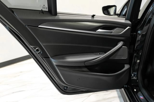 Used 2021 BMW 540i w/ M Sport Package RWD image 42
