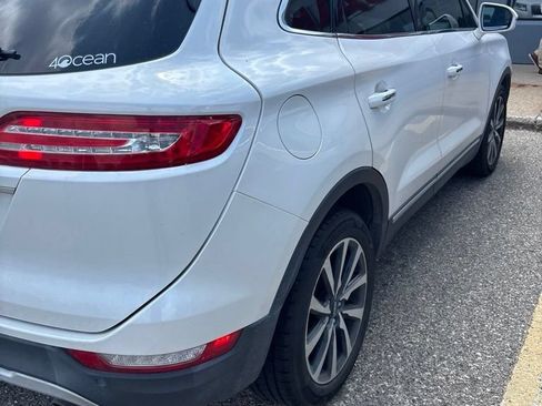 Used 2019 Lincoln MKC Reserve w/ MKC Technology Package FWD image 11