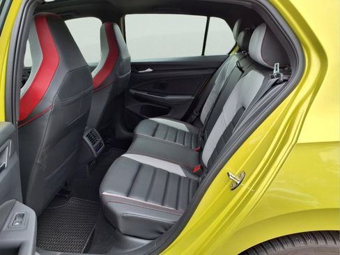 Used 2022 Volkswagen GTI Autobahn FWD image 15