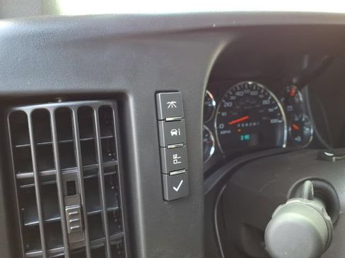 New 2026 GMC Savana 2500 w/ Driver Convenience Package RWD image 22