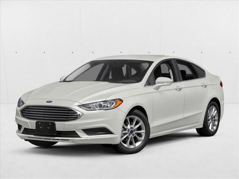 Used 2018 Ford Fusion SE w/ Equipment Group 201A image 1