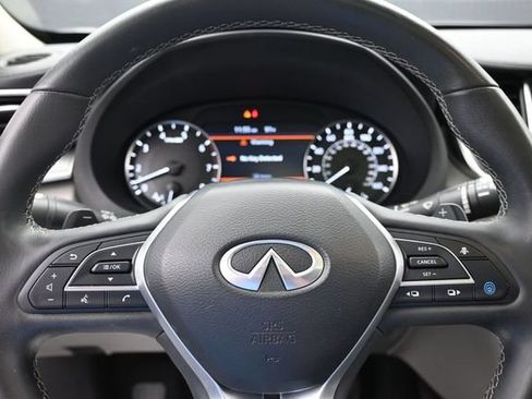 Used 2023 INFINITI QX50 Luxe w/ Accent Package FWD image 22