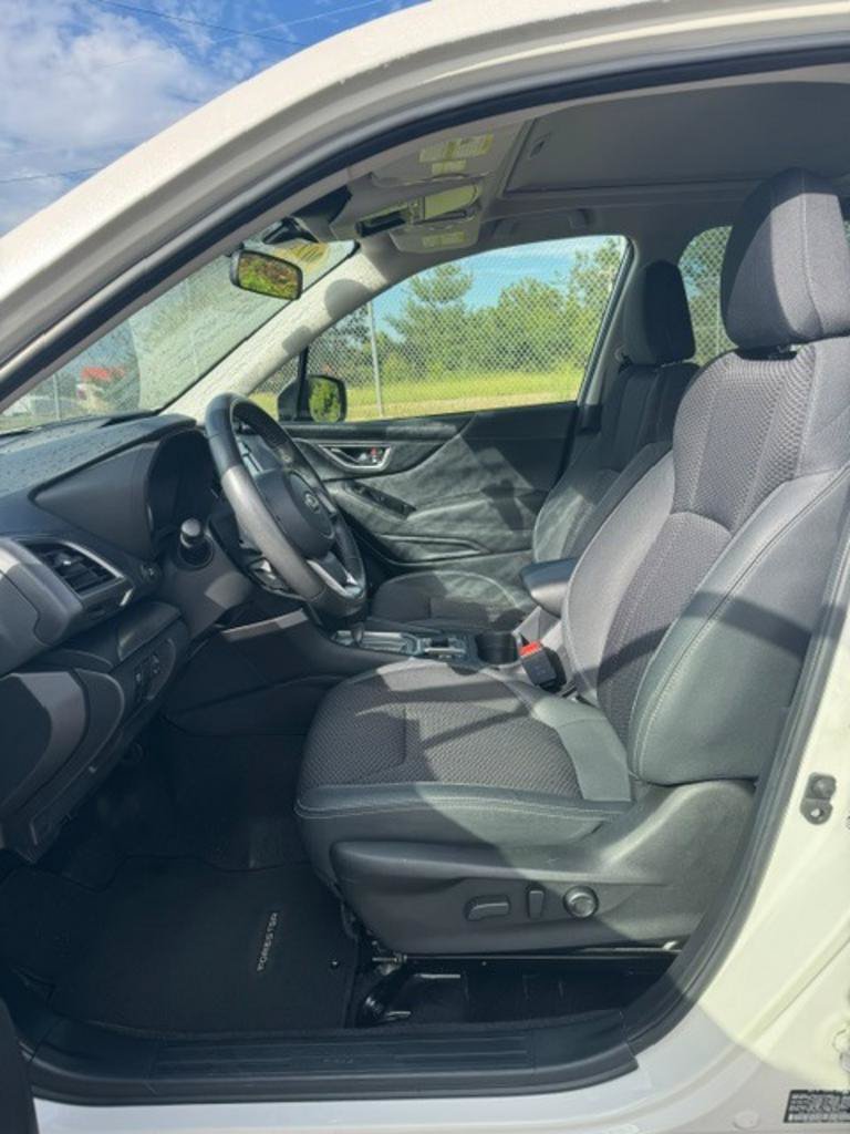 Used 2023 Subaru Forester Premium AWD/4WD image 8