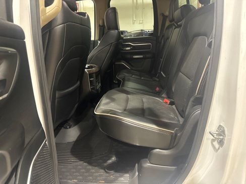 Used 2020 RAM 1500 Laramie AWD/4WD image 9