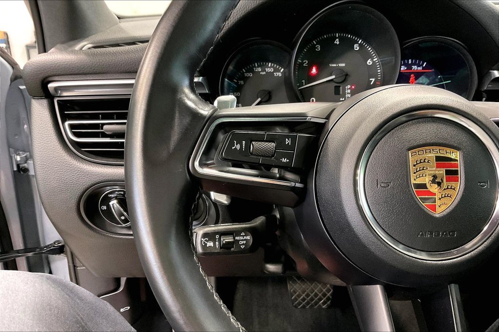 Used 2023 Porsche Macan AWD/4WD image 12