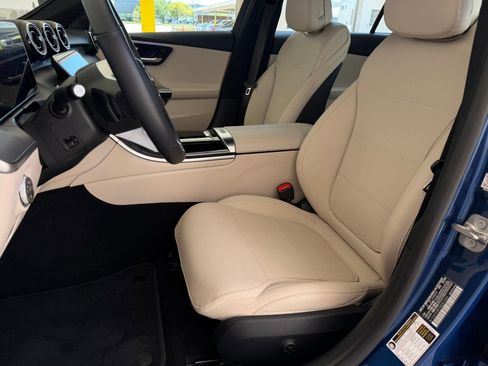 Certified 2025 Mercedes-Benz C 300 4MATIC Sedan image 9