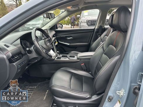 Used 2024 Nissan Sentra SR w/ SR Premium Package image 16