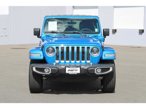 Used 2023 Jeep Wrangler Unlimited Sahara w/ Cold Weather Group AWD/4WD image 5