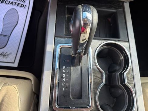 Used 2015 Ford Expedition Limited w/ Equipment Group 301A RWD image 21