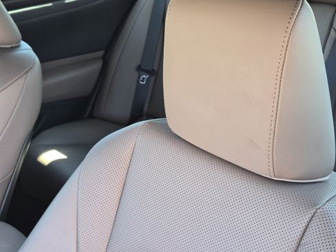 Certified 2025 Lexus ES 350 w/ Premium Package image 36