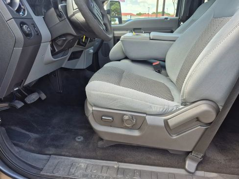 Used 2016 Ford F250 XLT AWD/4WD image 16