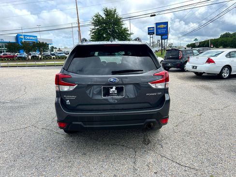 Used 2022 Subaru Forester Limited image 20