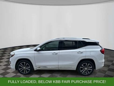 Used 2020 GMC Terrain Denali w/ Denali Premium Package image 8