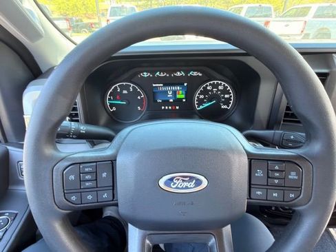New 2026 Ford F250 XL w/ XL Driver Assist Package AWD/4WD image 43