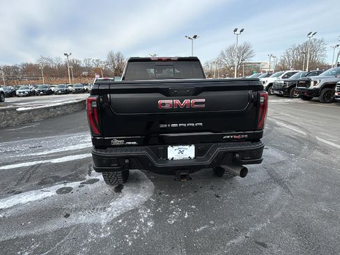 Certified 2024 GMC Sierra 2500 AT4X w/ AT4X AEV Edition image 6