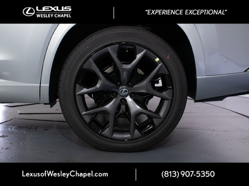 New 2026 Lexus TX 500h AWD w/ Technology Package image 4