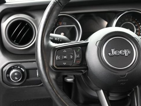Used 2023 Jeep Gladiator Sport AWD/4WD image 26