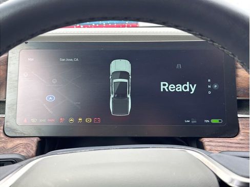 Used 2022 Rivian R1T Adventure image 11