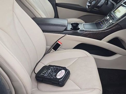 Used 2016 Lincoln MKX Reserve FWD image 14