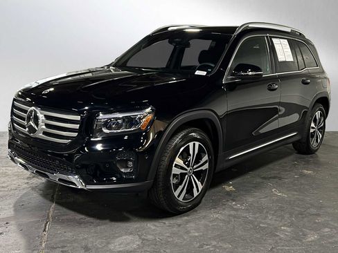 Certified 2025 Mercedes-Benz GLB 250 4MATIC image 8