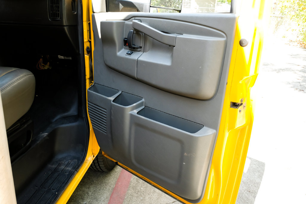 Used 2022 GMC Savana 3500 Extended w/ Power Convenience Package RWD image 30