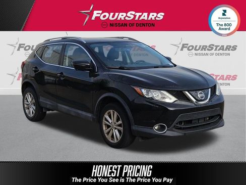 Used 2018 Nissan Rogue Sport SV w/ SV Technology Package image 1