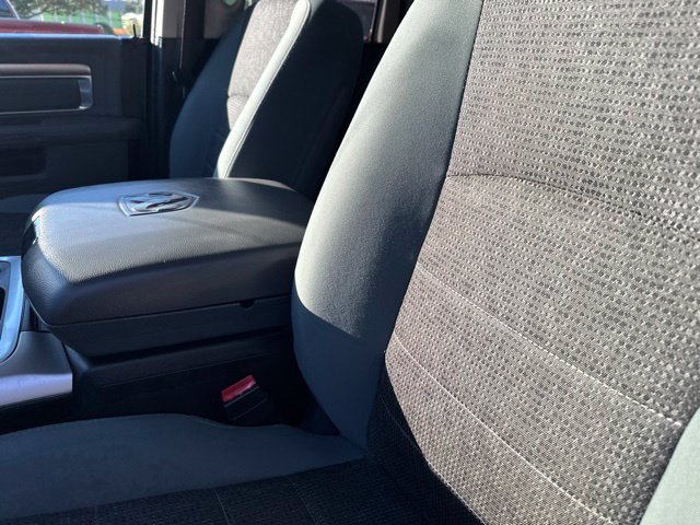 Used 2017 RAM 1500 Classic SLT RWD image 25