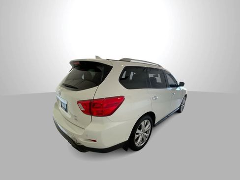 Used 2019 Nissan Pathfinder SL w/ SL Premium Package AWD/4WD image 8