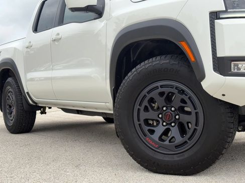 Certified 2025 Nissan Frontier PRO-4X w/ Pro Premium Package AWD/4WD image 2