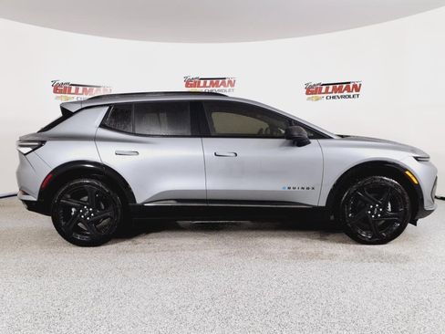 New 2025 Chevrolet Equinox EV RS image 7