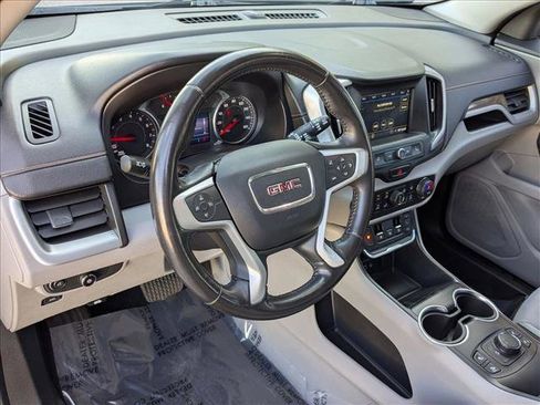 Used 2019 GMC Terrain SLE w/ Driver Convenience Package image 10