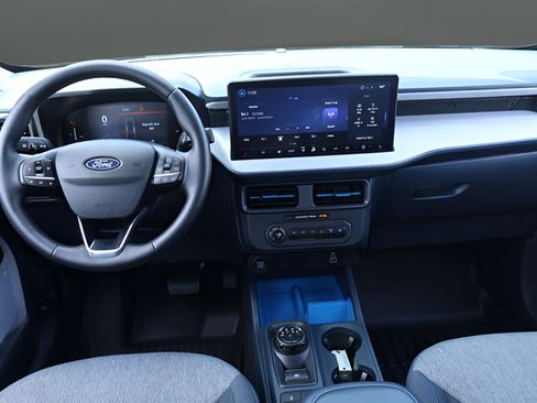 Used 2025 Ford Maverick XLT w/ XLT Luxury Package AWD/4WD image 16