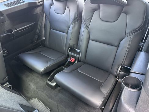 Used 2024 Volvo XC90 B6 Ultimate w/ Protection Package Premier AWD/4WD image 14