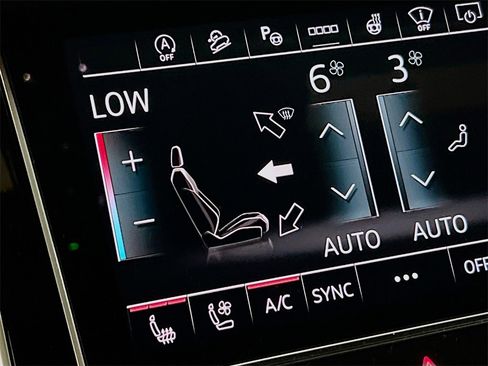 New 2026 Audi RS Q8 performance image 21