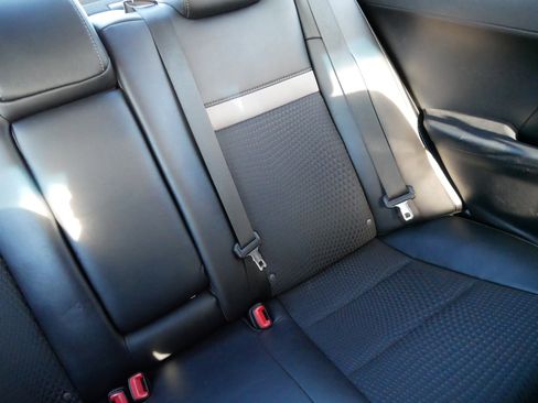 Used 2012 Toyota Camry SE w/ Convenience Pkg image 14