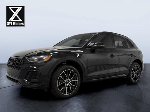 Used 2023 Audi SQ5 Premium Plus w/ Premium Plus Package AWD/4WD image 2
