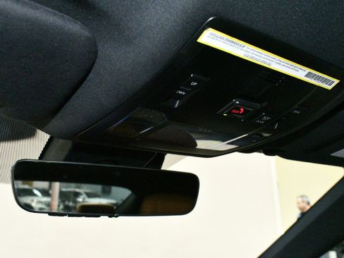 Used 2023 Lexus RC 350 Premium image 33