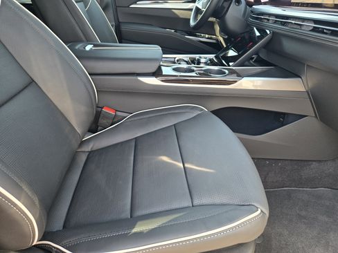 New 2026 Cadillac Escalade Luxury w/ Touring Package image 10