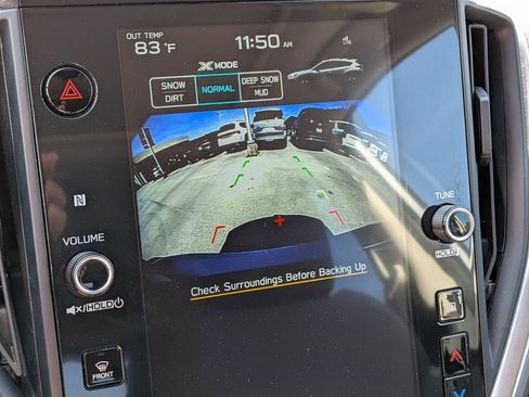 Used 2025 Subaru Crosstrek 2.0i Premium image 17