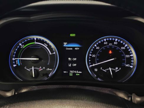 Used 2017 Toyota Highlander Limited Platinum image 12