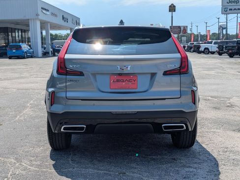 Used 2025 Cadillac XT4 Premium Luxury FWD image 6