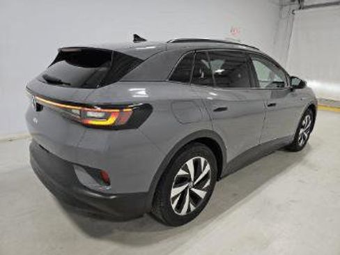 Used 2023 Volkswagen ID.4 Pro RWD image 4