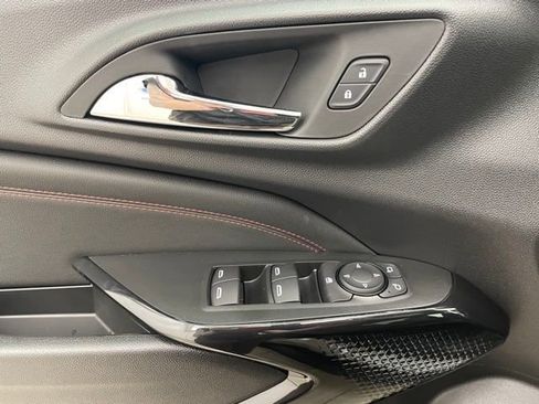 New 2026 Chevrolet Trax RS w/ Sunroof Package image 11