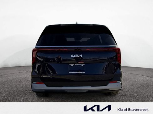 New 2026 Kia Carnival LX image 4