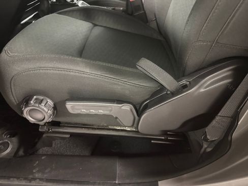 Used 2020 Jeep Wrangler Unlimited Sport image 24