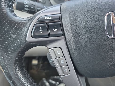 Used 2014 Honda Odyssey Touring Elite image 14