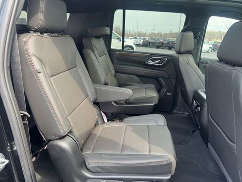 Used 2024 Chevrolet Suburban High Country w/ Max Trailering Package AWD/4WD image 18