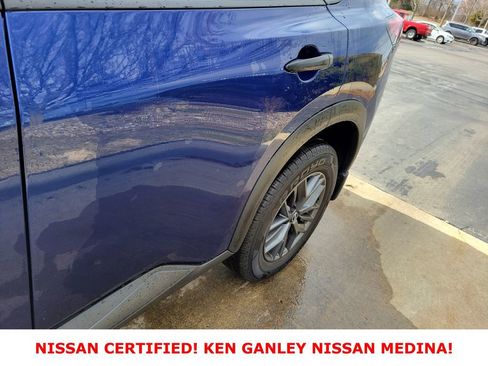 Certified 2023 Nissan Rogue S image 12